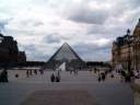 Le Louvre-La Pyramide.JPG